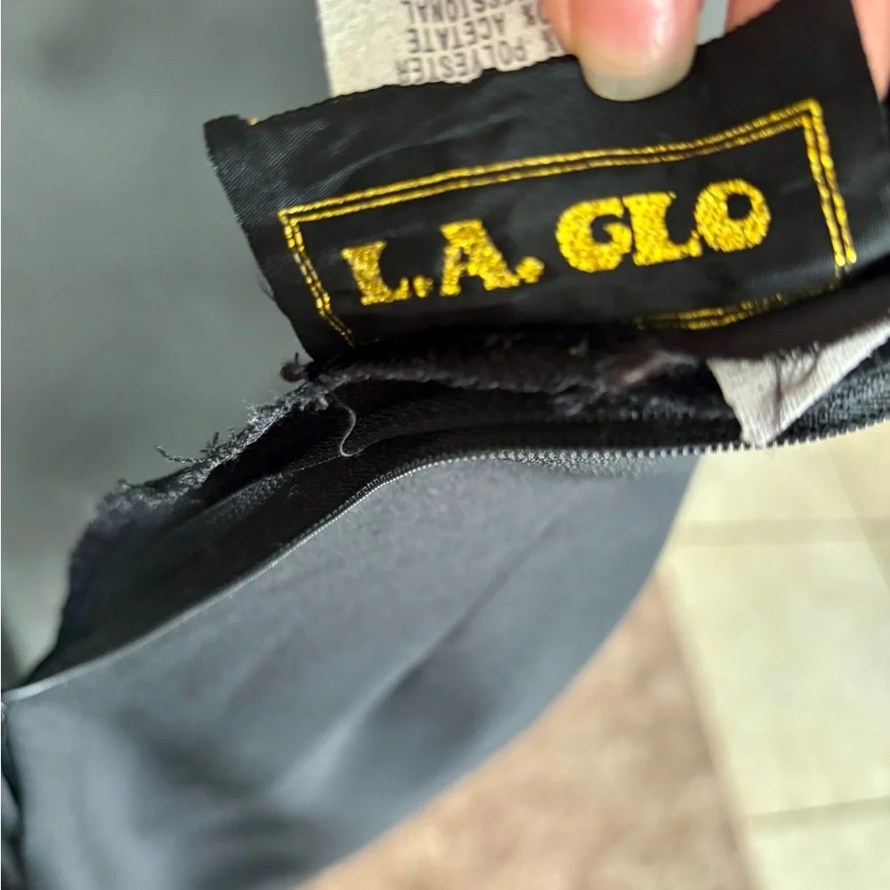 Elegant Black Evening Dress - Picture 7 of 13